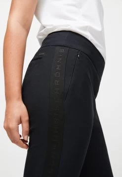 Röhnisch Kay Golf - Broek - Black -Charmant Golfen Winkel 3c765f0fbd7a47d4afa89b2607cc8a20