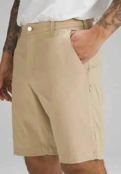 Lululemon Commission Golf 25 Cm - Korte Broeken - Trench -Charmant Golfen Winkel 5c3b422de405448b803c5b35a74d0a15