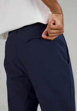 Lululemon Commission Classic-Tape Golf 3 86 Cm - Broek - Night Sea -Charmant Golfen Winkel 7a60043a52e74548a5f097b4c28f3963