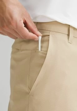 Lululemon Commission Golf 25 Cm - Korte Broeken - Trench -Charmant Golfen Winkel 83882722074a4345b8cbcbba089c8aab