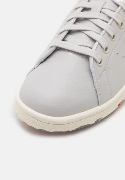 Adidas Golf Stan Smith Golf - Golfschoenen - Grey One -Charmant Golfen Winkel a45138a6d2f145fca0ec697b230066da