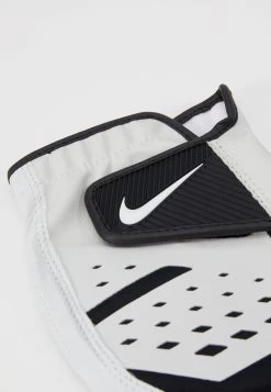 Nike Performance Tech Extreme Golf Glove - Handschoenen - Pearl White 7 Nike Performance Tech Extreme Golf Glove - Handschoenen - Pearl White -Charmant Golfen Winkel bf0411386d2a417e9391e7f0f3b757a0