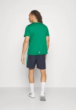 Diadora Core - Sport T-Shirt - Golf Green -Charmant Golfen Winkel dac82b31645a478ebc957bf804d280d5